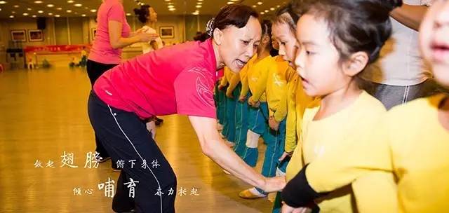 最新小荷风采获奖舞蹈及其背后的感人故事